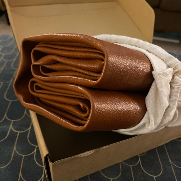 NEW Vegan Leather Splat Mat | play mat for kids, baby, floor protector 39”/100cm - Picture 6 of 8